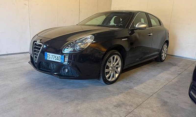 Alfa Romeo Giulietta...