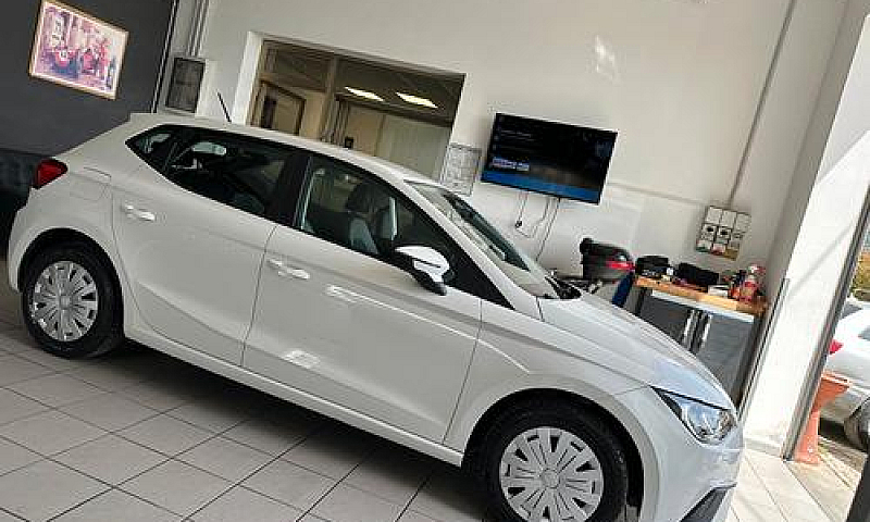Seat Ibiza 1.6 Tdi 8...