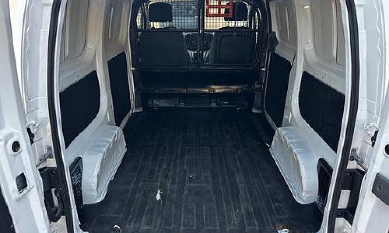 Nissan Nv200 1.5 Dci...