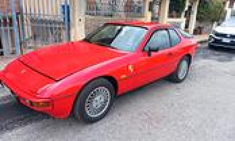 Porsche 924...