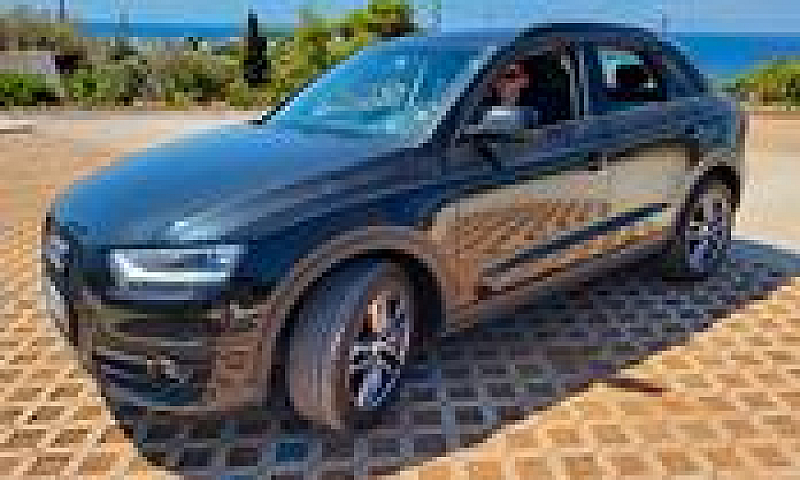 Audi Q3 ...