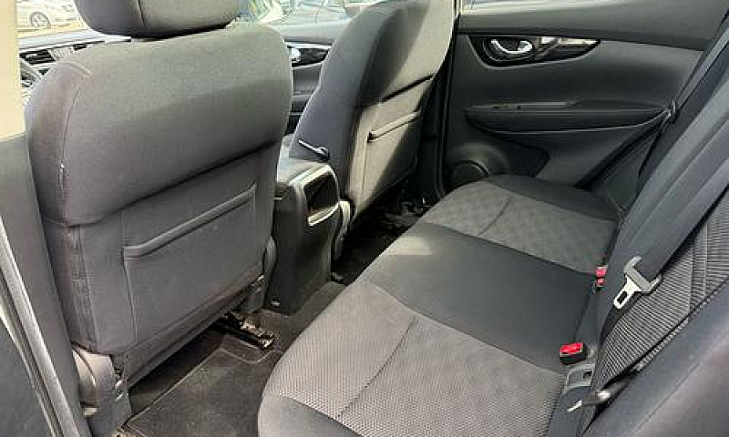 Nissan Qashqai 1.5 D...