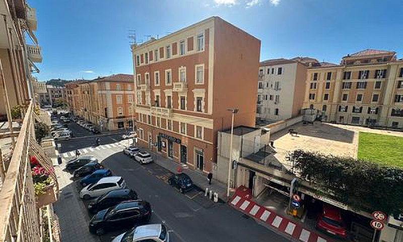 Nuda Proprietà In Vi...