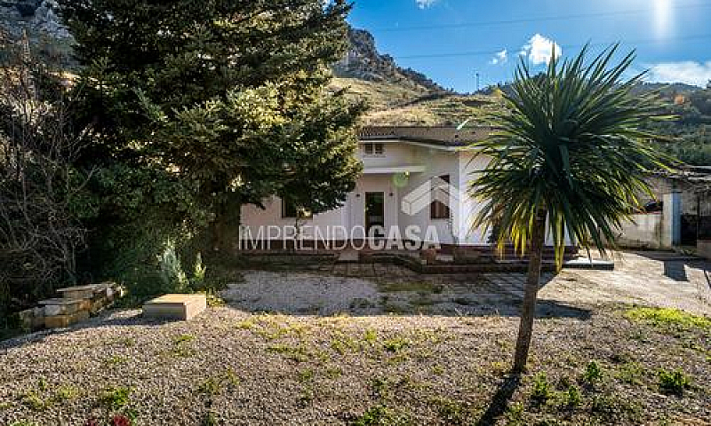 Villa Unifamiliare D...