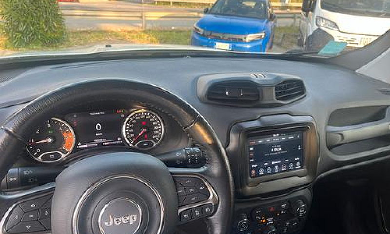 Jeep Renegade...