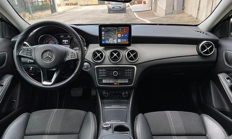 Mercedes Gla 200D Sp...