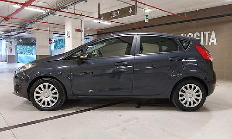 Ford Fiesta 1.5 Tdci...