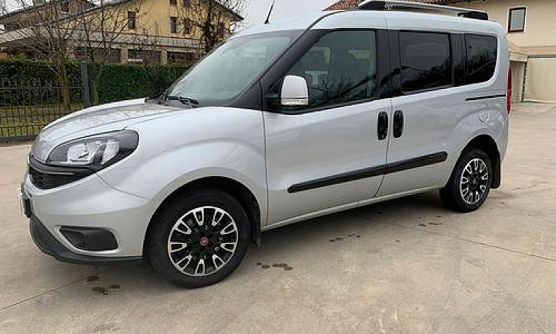 Fiat Doblo 1.4 7 Pos...