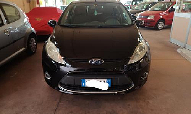 Ford Fiesta 1.2 82 C...