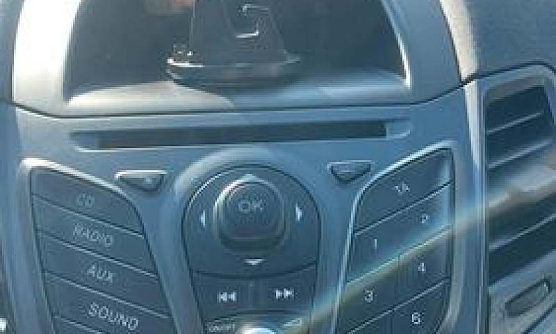Ford Fiesta Ford Fie...