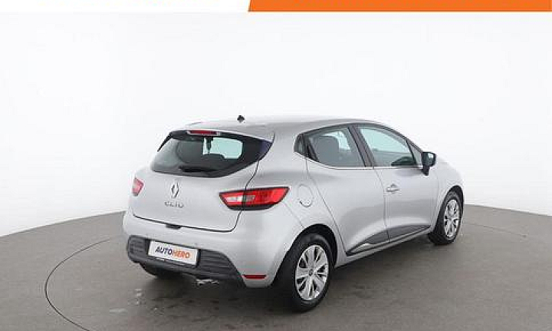 Renault Clio Nj30976...