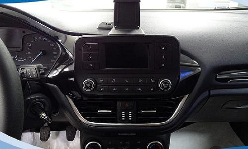 Ford Fiesta 1.1 71Cv...