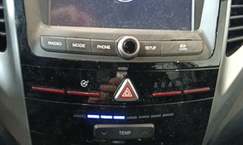 Ssangyong Tivoli 1.6...