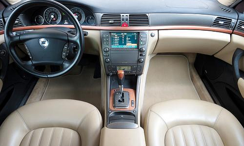 Lancia Thesis 3.0 V6...