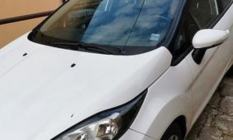Ford Fiesta 6ª Serie...