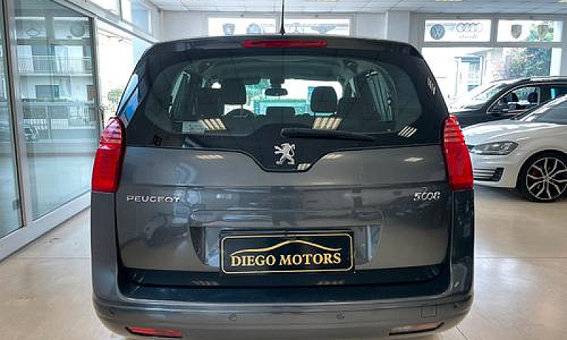 Peugeot 5008 1.6 Hdi...