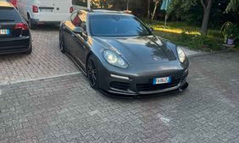 Porsche Panamera 3.0...