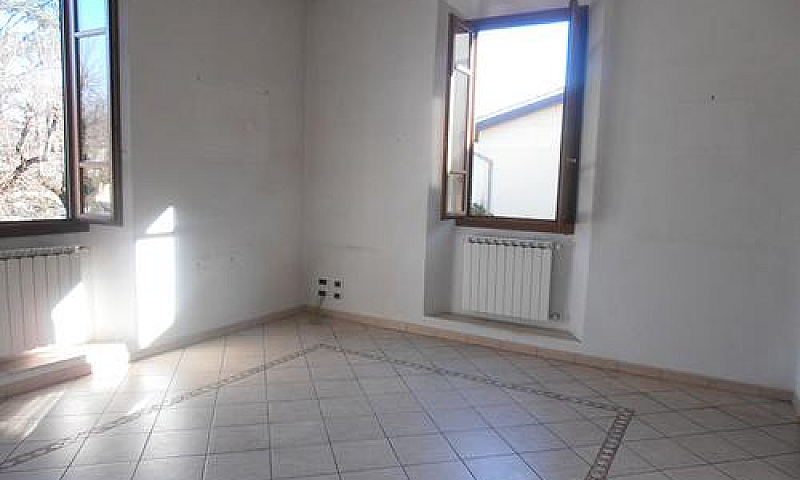 Borgo S Lorenzo 3 Va...