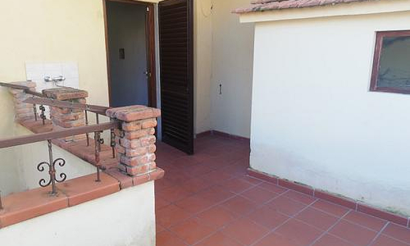 Borgo S Lorenzo 4 Va...