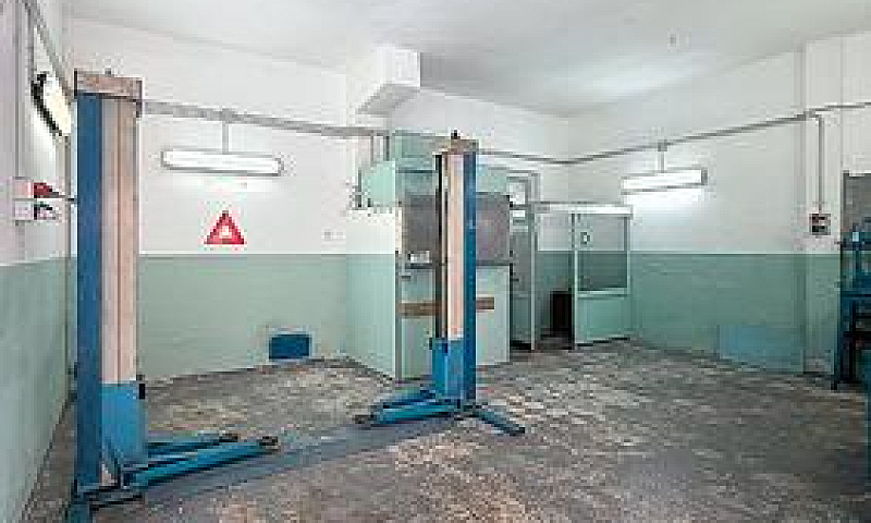 Locale Commerciale I...