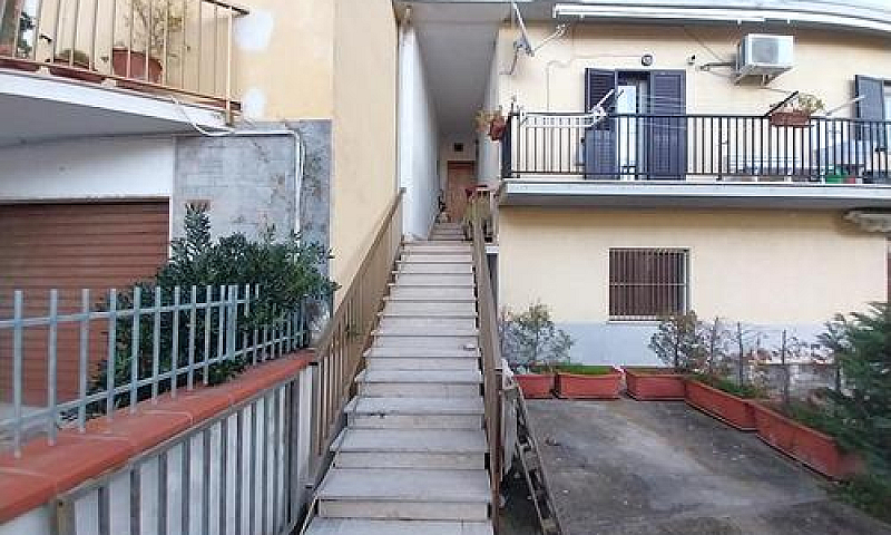 Appartamento A 50M D...