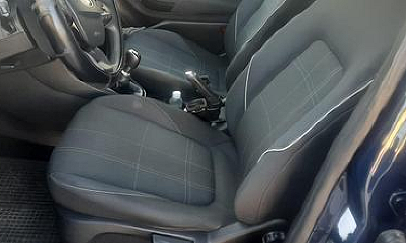 Ford  Fiesta  1,5  T...