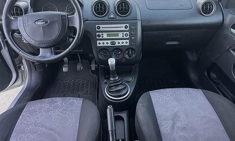 Ford Fiesta 1.4 Tdci...
