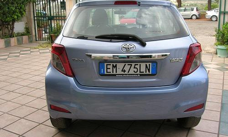 Toyota Yaris 1.4 D-4...
