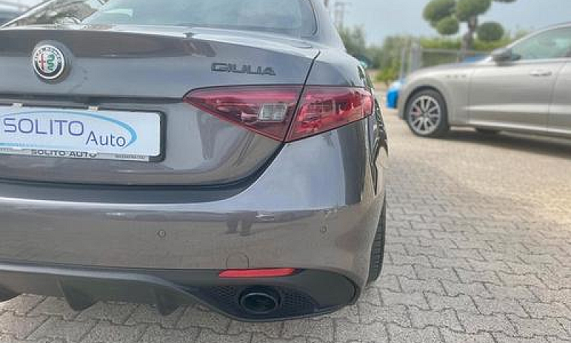 Giulia 2.2 Td 190 Cv...