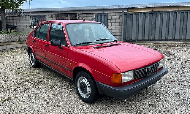 Alfa Romeo Alfasud 1...