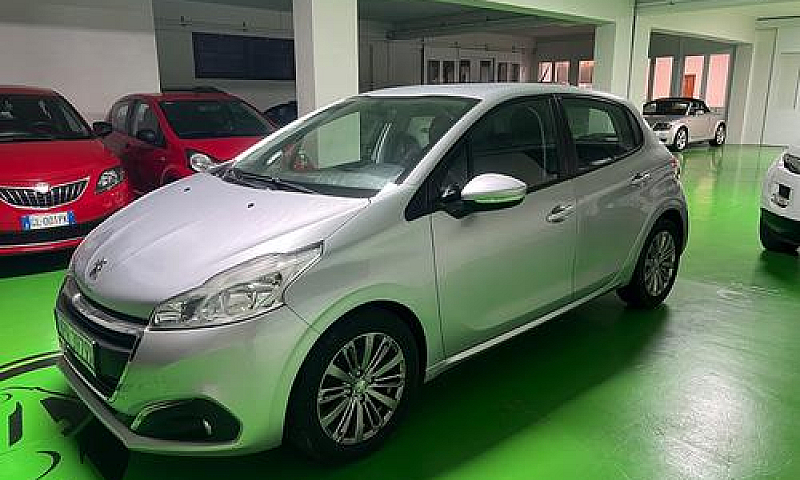 Peugeot 208 Bluehdi ...