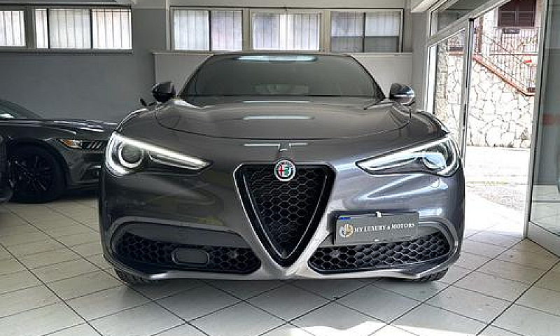 Alfa Romeo Stelvio 2...
