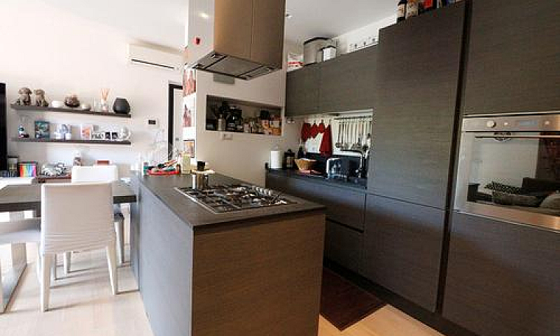 Appartamento Con Ott...