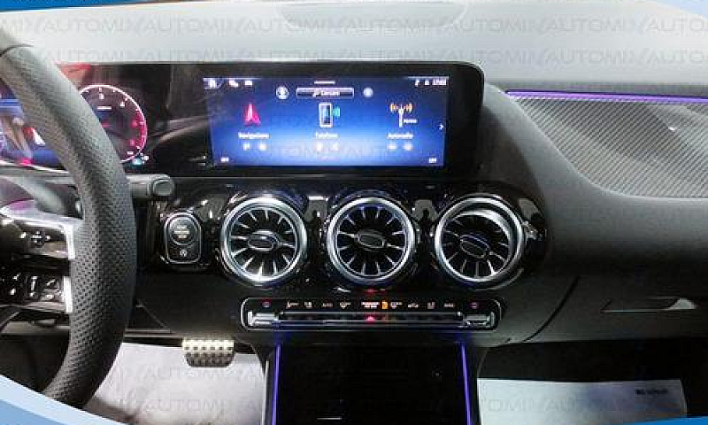 Mercedes-Benz Gla 20...