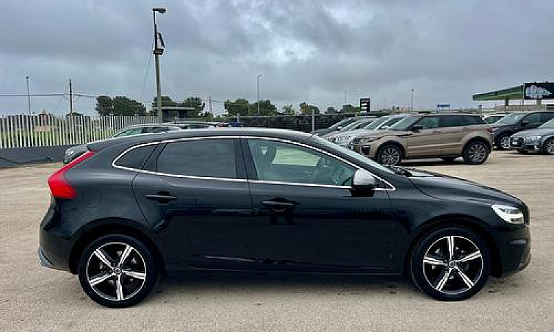 Volvo V40 2.0 D2 120...