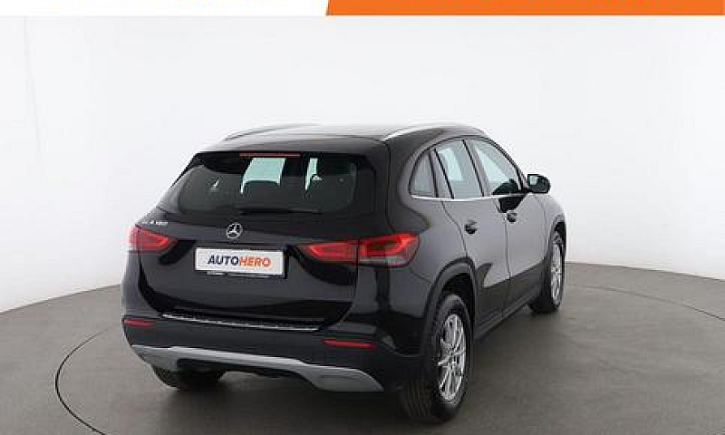 Mercedes-Benz Gla 18...