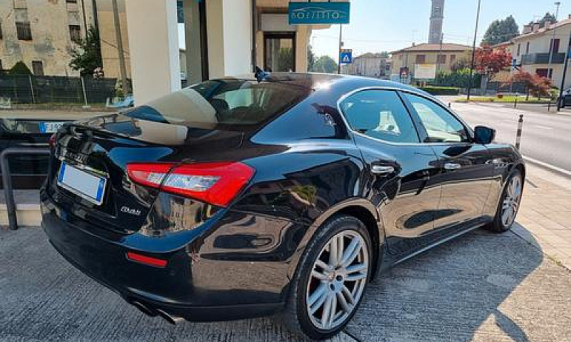 Maserati Ghibli V6 D...