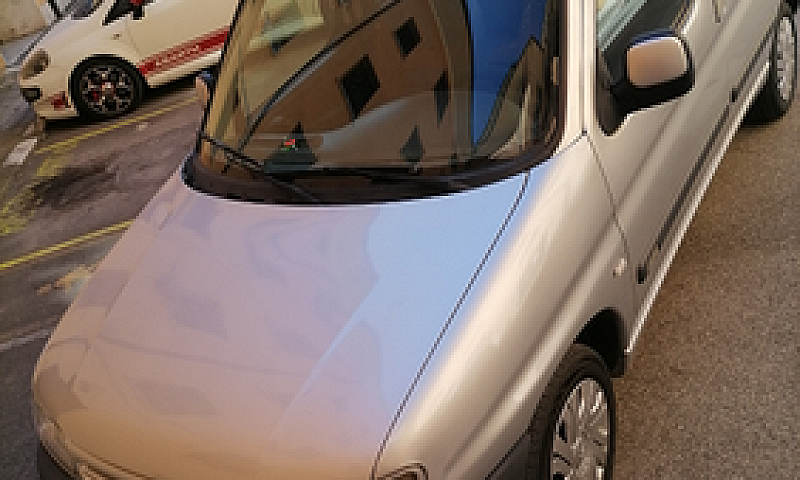 Km225000 Berlingo Hd...