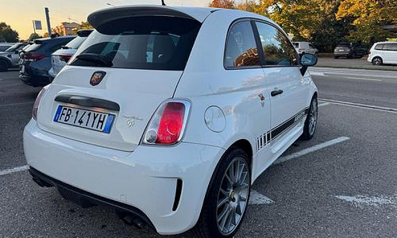 Abarth 595 1.4 Turbo...