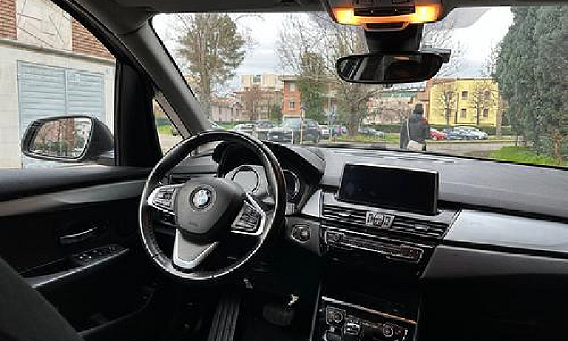 Bmw 225Xe Active Tou...
