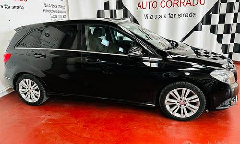 Mercedes-Benz B 180 ...