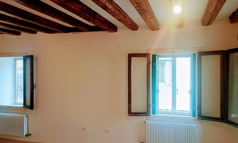 ? Appartamento - Bas...