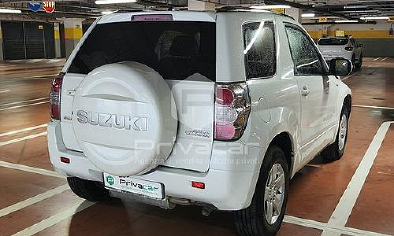 Suzuki Grand Vitara ...