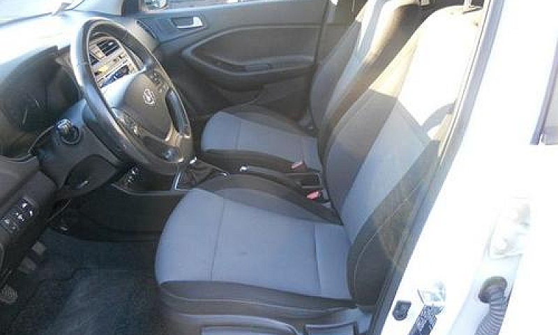 Hyundai I20 1.2 84 C...