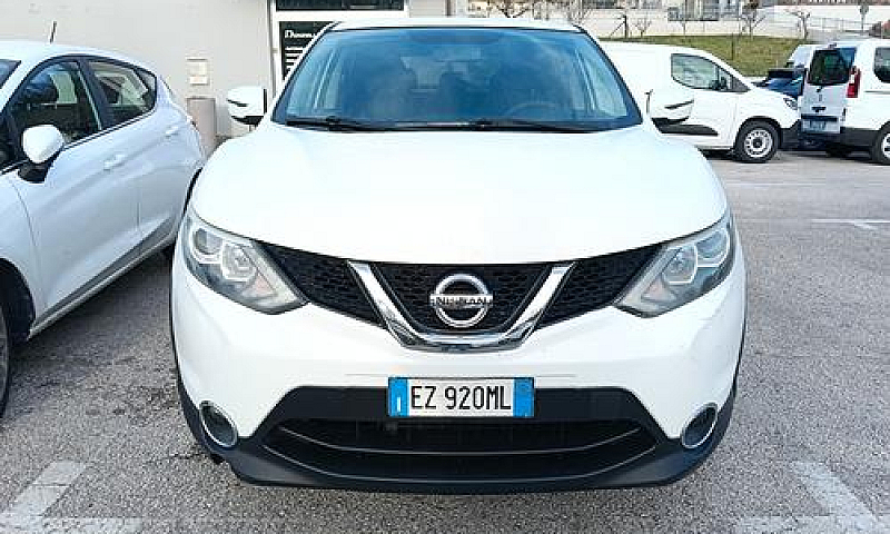 Nissan Qashqai 1.5 D...