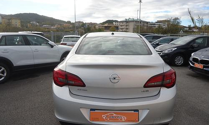 Opel Astra 1.6 Cdti ...