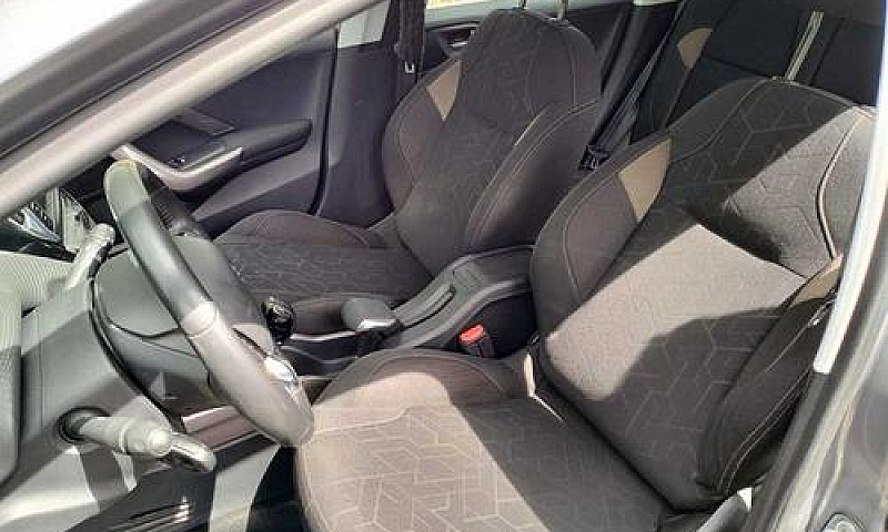 Peugeot 2008 1.6 Blu...
