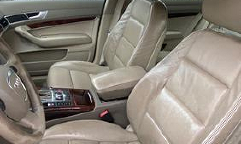 Audi A6 Avant 3.0 V6...