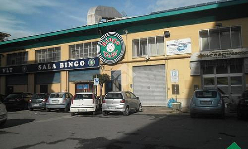 4 Locali A Nocera In...