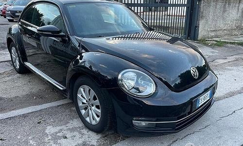 Volkswagen Maggiolin...